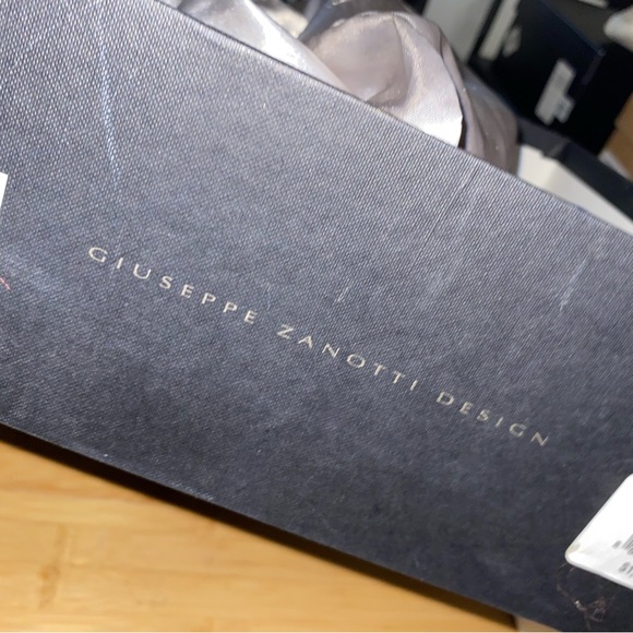 Giuseppe Zanotti Royal Blue Heels - Picture 7 of 7